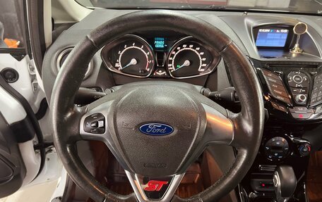 Ford Fiesta, 2015 год, 1 080 000 рублей, 9 фотография