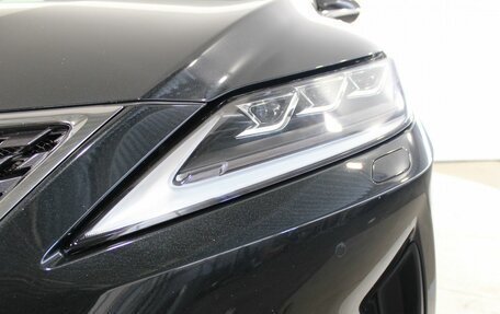 Lexus RX IV рестайлинг, 2021 год, 5 900 000 рублей, 9 фотография