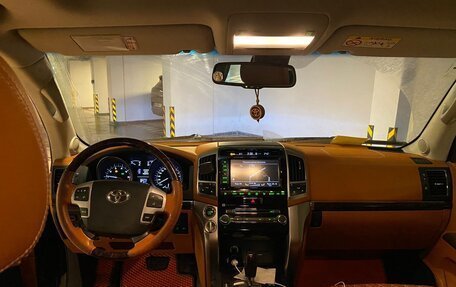 Toyota Land Cruiser 200, 2014 год, 4 100 000 рублей, 3 фотография