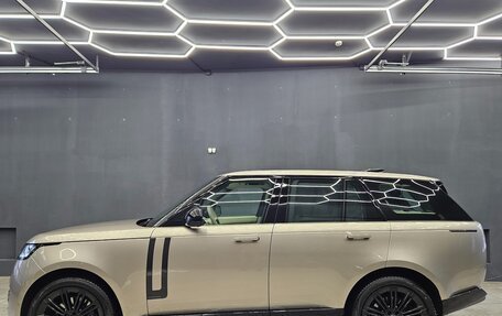 Land Rover Range Rover IV рестайлинг, 2023 год, 27 500 000 рублей, 3 фотография