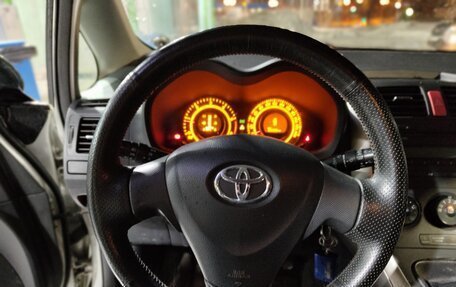 Toyota Auris II, 2009 год, 650 000 рублей, 5 фотография