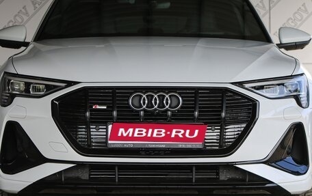 Audi e-tron I, 2020 год, 7 950 000 рублей, 4 фотография