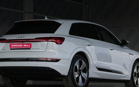Audi e-tron I, 2020 год, 7 950 000 рублей, 3 фотография