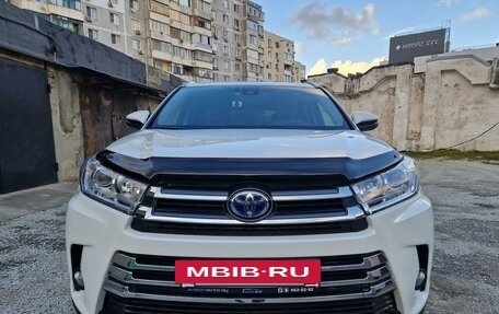 Toyota Highlander III, 2019 год, 4 500 000 рублей, 3 фотография
