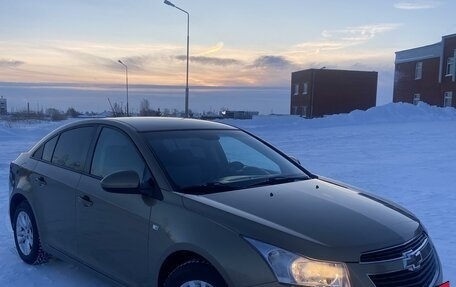 Chevrolet Cruze II, 2013 год, 940 000 рублей, 4 фотография
