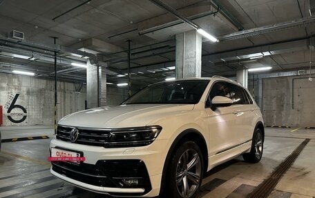 Volkswagen Tiguan II, 2019 год, 3 940 000 рублей, 2 фотография
