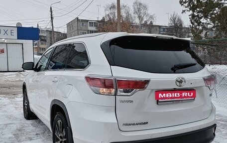Toyota Highlander III, 2014 год, 3 100 000 рублей, 8 фотография