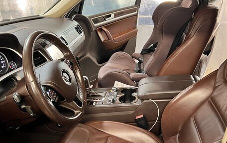 Volkswagen Touareg III, 2012 год, 2 600 000 рублей, 3 фотография