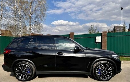 BMW X5, 2018 год, 5 400 000 рублей, 4 фотография