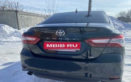 Toyota Camry, 2019 год, 3 700 000 рублей, 4 фотография