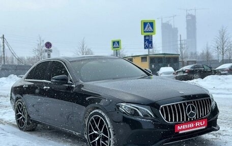 Mercedes-Benz E-Класс, 2017 год, 2 749 000 рублей, 2 фотография