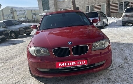BMW 1 серия, 2008 год, 870 000 рублей, 2 фотография