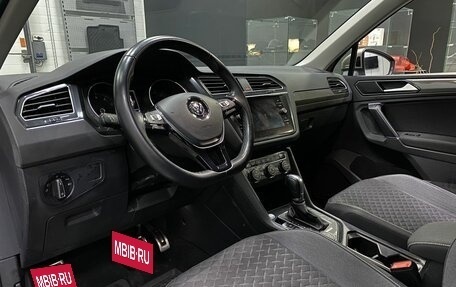Volkswagen Tiguan II, 2018 год, 2 699 000 рублей, 7 фотография