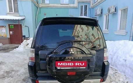 Mitsubishi Pajero IV, 2011 год, 2 200 000 рублей, 4 фотография
