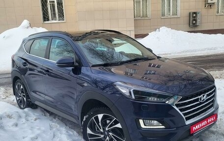 Hyundai Tucson III, 2019 год, 2 600 000 рублей, 2 фотография