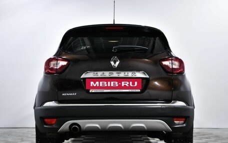 Renault Kaptur I рестайлинг, 2017 год, 1 372 000 рублей, 5 фотография
