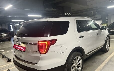 Ford Explorer VI, 2017 год, 3 150 000 рублей, 3 фотография