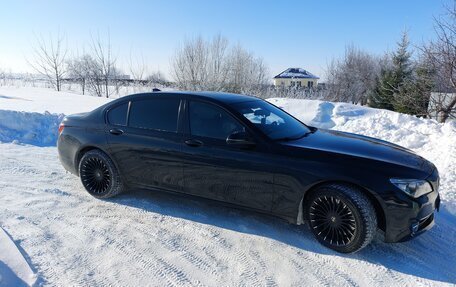 BMW 7 серия, 2013 год, 2 400 000 рублей, 26 фотография