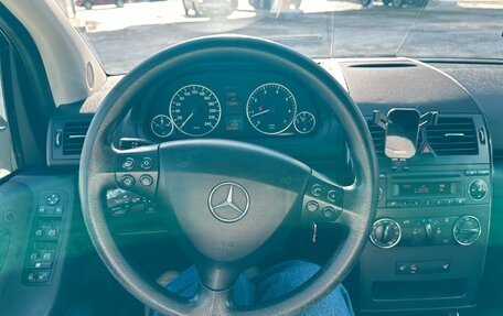 Mercedes-Benz A-Класс, 2011 год, 780 000 рублей, 15 фотография