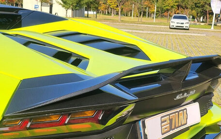 Lamborghini Aventador I рестайлинг, 2019 год, 33 600 000 рублей, 3 фотография