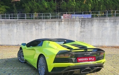Lamborghini Aventador I рестайлинг, 2019 год, 33 600 000 рублей, 6 фотография