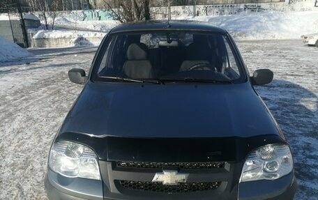 Chevrolet Niva I рестайлинг, 2011 год, 483 000 рублей, 2 фотография