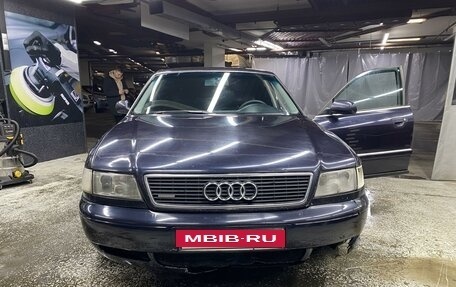 Audi A8, 1997 год, 585 000 рублей, 9 фотография