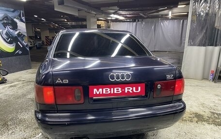 Audi A8, 1997 год, 585 000 рублей, 4 фотография