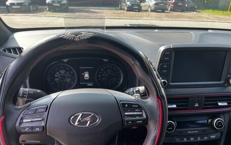 Hyundai Kona I, 2019 год, 2 450 000 рублей, 4 фотография