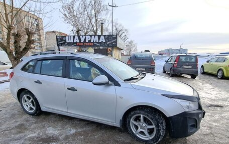Chevrolet Cruze II, 2013 год, 650 000 рублей, 3 фотография