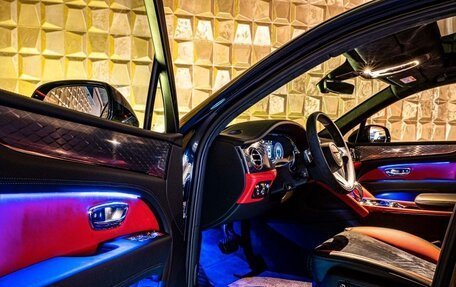 Bentley Bentayga I, 2023 год, 36 000 000 рублей, 13 фотография