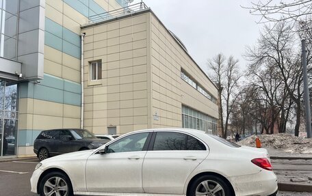 Mercedes-Benz E-Класс, 2019 год, 5 700 000 рублей, 2 фотография