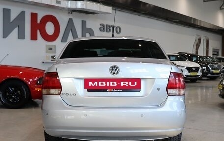 Volkswagen Polo VI (EU Market), 2011 год, 829 000 рублей, 4 фотография