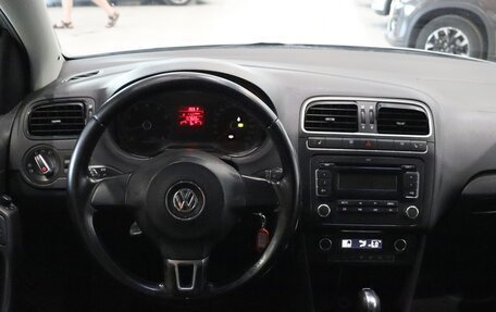 Volkswagen Polo VI (EU Market), 2011 год, 829 000 рублей, 8 фотография