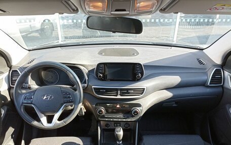 Hyundai Tucson III, 2018 год, 2 400 000 рублей, 12 фотография