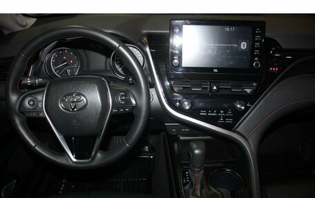 Toyota Camry, 2022 год, 3 599 000 рублей, 10 фотография