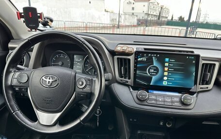 Toyota RAV4, 2016 год, 3 000 000 рублей, 5 фотография