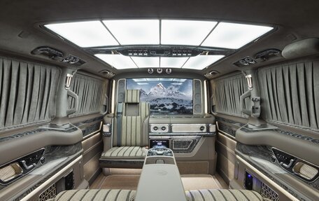 Mercedes-Benz V-Класс, 2023 год, 42 000 000 рублей, 5 фотография