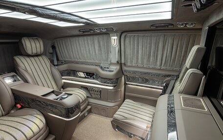 Mercedes-Benz V-Класс, 2023 год, 42 000 000 рублей, 21 фотография