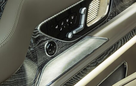 Mercedes-Benz V-Класс, 2023 год, 42 000 000 рублей, 35 фотография