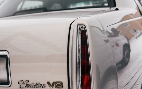 Cadillac DeVille VIII, 1998 год, 950 000 рублей, 2 фотография