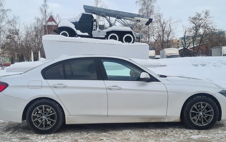 BMW 3 серия, 2018 год, 2 450 000 рублей, 7 фотография