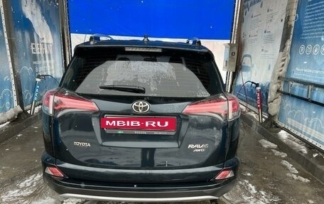 Toyota RAV4, 2017 год, 2 600 000 рублей, 3 фотография