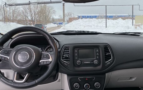 Jeep Compass II, 2018 год, 1 650 000 рублей, 8 фотография
