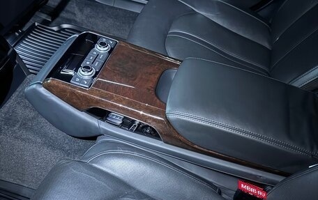 Audi A8, 2013 год, 3 100 000 рублей, 14 фотография