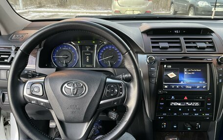 Toyota Camry, 2015 год, 2 200 000 рублей, 16 фотография