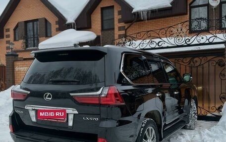 Lexus LX III, 2017 год, 8 850 000 рублей, 7 фотография