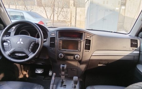 Mitsubishi Pajero IV, 2012 год, 2 250 000 рублей, 10 фотография