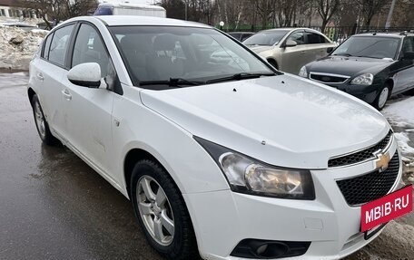 Chevrolet Cruze II, 2012 год, 599 999 рублей, 2 фотография