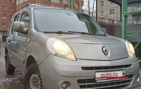 Renault Kangoo II рестайлинг, 2011 год, 890 000 рублей, 3 фотография